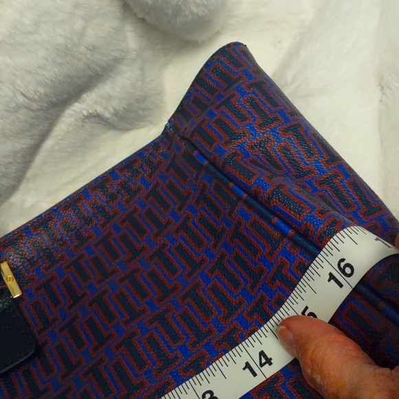 Tory Burch Large RARE Geo Print With Stripe Tote EUC - Picture 12 of 16